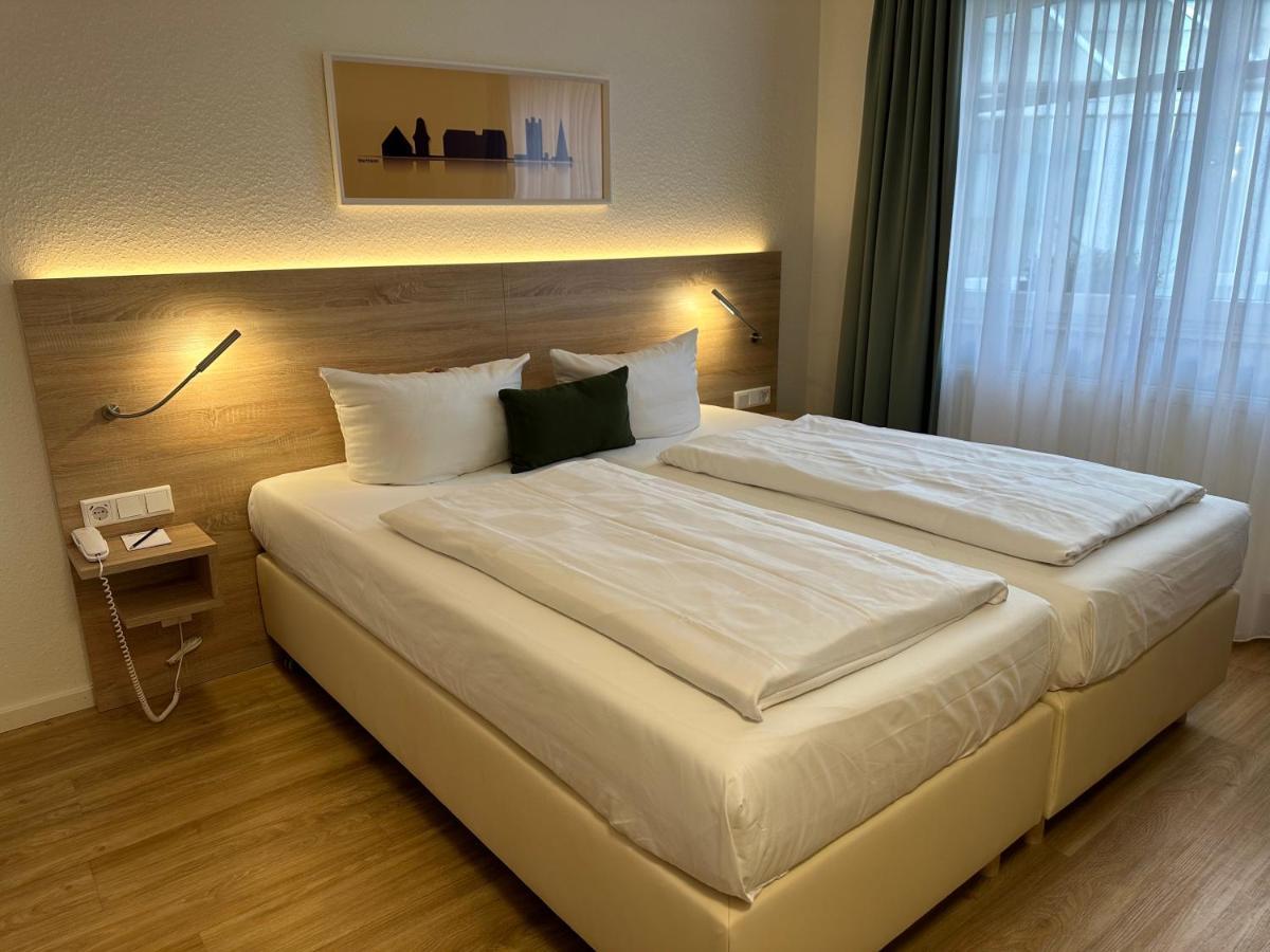Hotel Bronnbacher Hof Wertheim Extérieur photo
