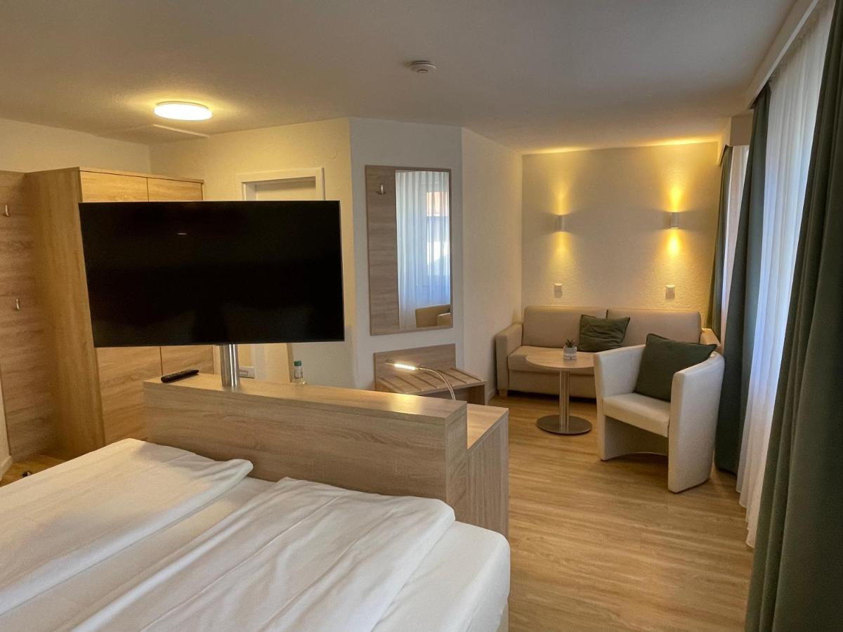 Hotel Bronnbacher Hof Wertheim Extérieur photo