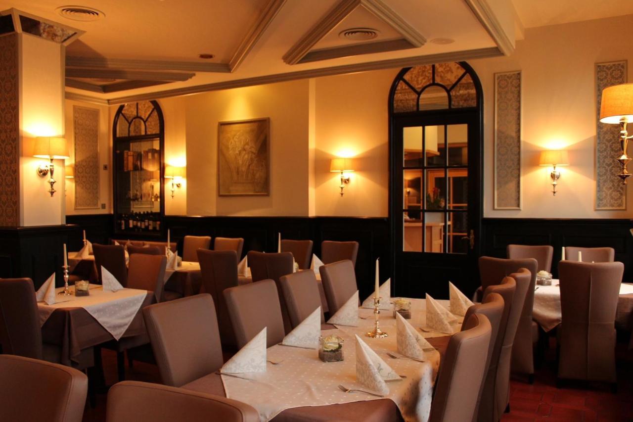 Hotel Bronnbacher Hof Wertheim Extérieur photo